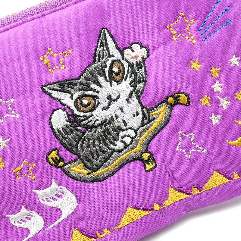 刺繍サテンポーチ 空飛ぶ絨毯 | わちふぃーるどオンラインショップ